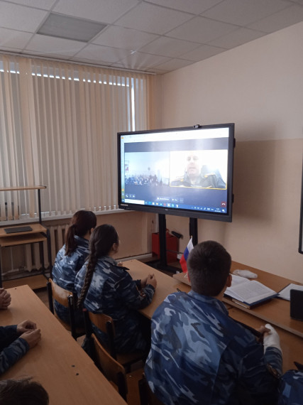 Телемост воспитанников кадетского движения с Пензенским артиллерийским Инженерным институтом.
