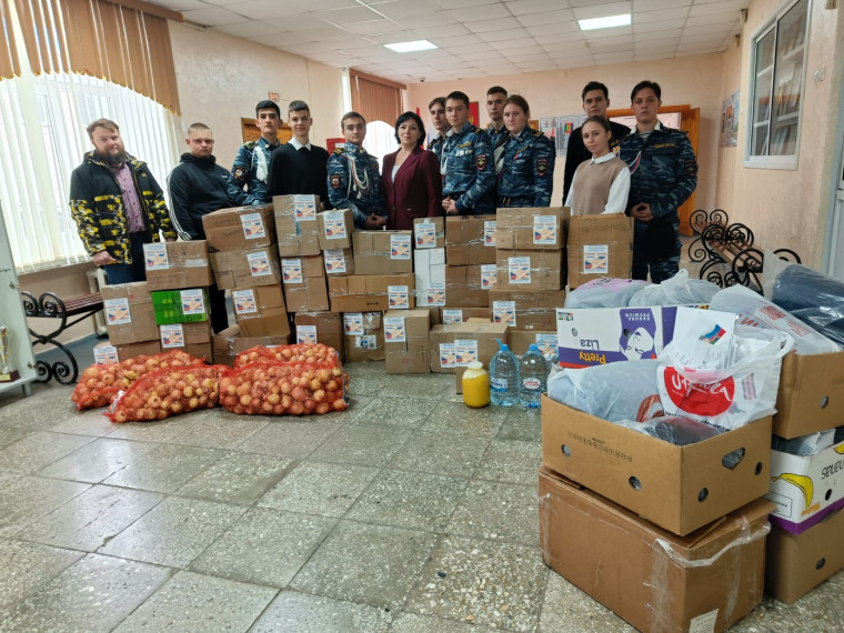 Гуманитарная помощь доставлена защитникам.